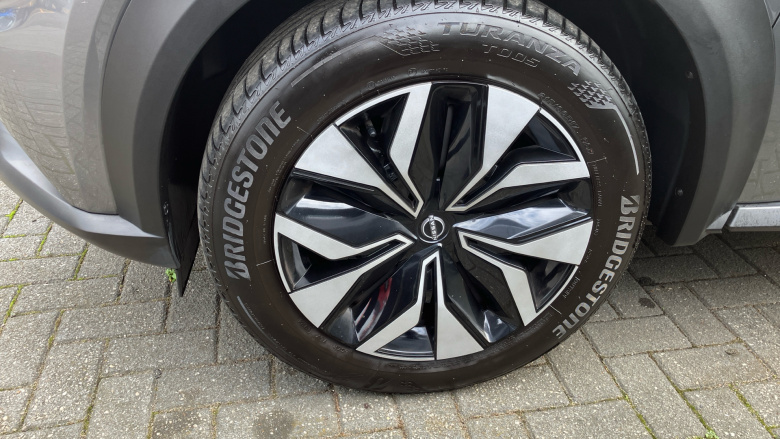 Nissan Juke 1.0 DiG-T Acenta Premium 5dr Petrol Hatchback